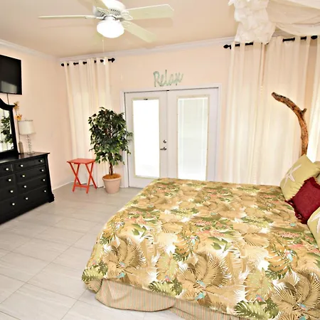 Spinnaker Pointe-2